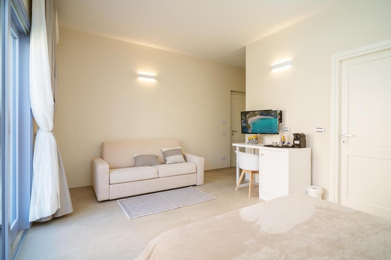 Enjoy Your Stay - Guest House - Olbia Exterior foto